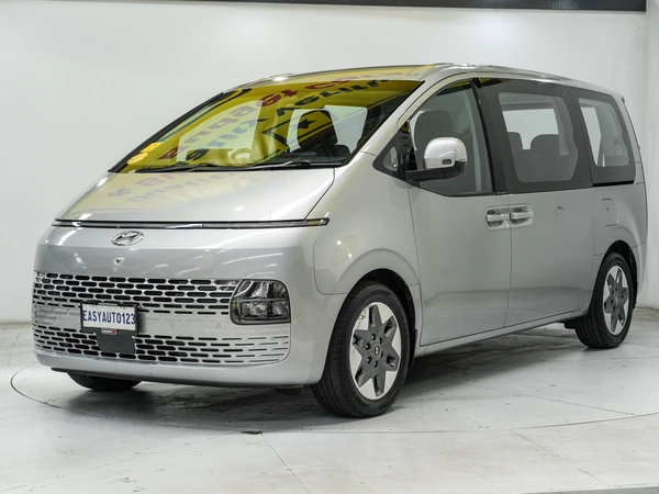 2023 Hyundai Staria Automatic Front Wheel Drive