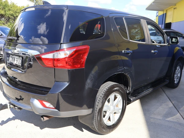 2017 Isuzu Mu-x LS-U Automatic Diesel