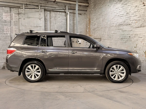 2013 Toyota Kluger Grande Automatic Petrol Front Wheel Drive