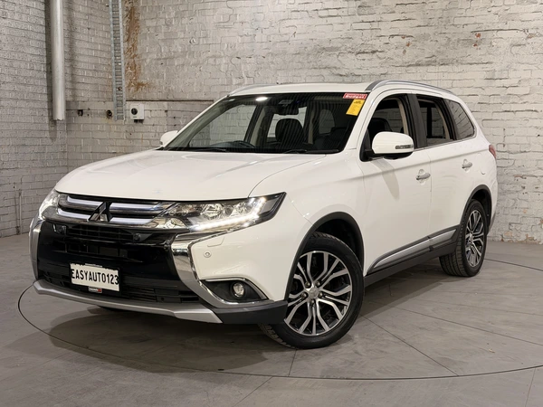 2017 Mitsubishi Outlander Exceed 4WD Automatic Diesel