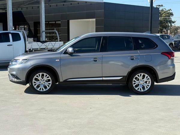 2020 Mitsubishi Outlander ES Automatic Petrol FWD