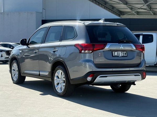 2020 Mitsubishi Outlander ES Automatic Petrol FWD