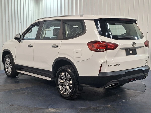 2022 Ldv D90 Automatic Petrol Rear Wheel Drive