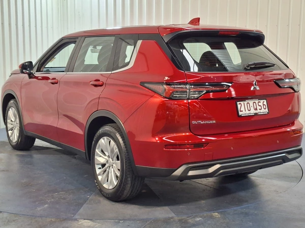 2025 Mitsubishi Outlander ES Automatic Petrol FWD