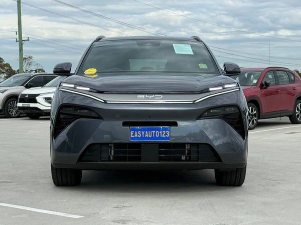 2025 Byd Sealion 8 Premium Front-Wheel Drive Hybrid Automatic