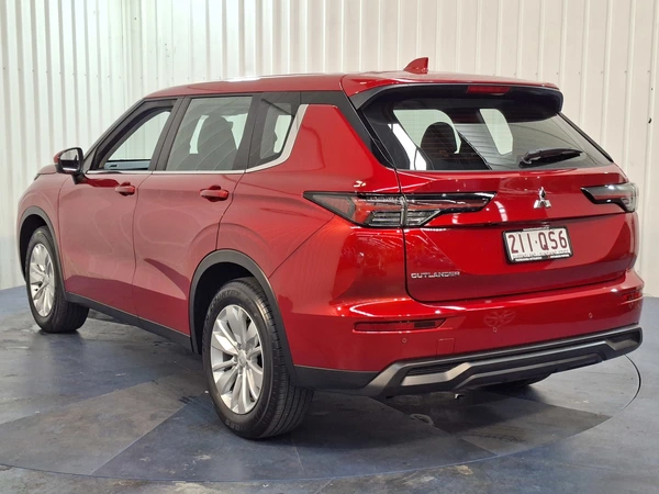 2025 Mitsubishi Outlander ES 2.5L Petrol CVT FWD