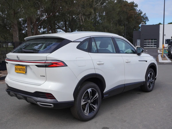 2025 Mg Hs Vibe Dual-Clutch (DCT) Petrol Front Wheel Drive