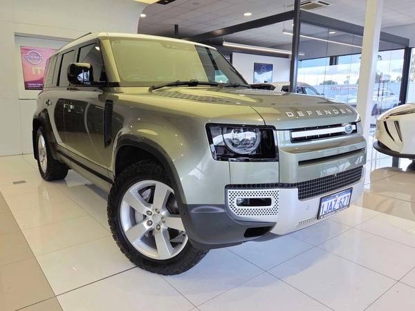 2021 Land Rover Defender 110 D300 SE AWD Air Suspension