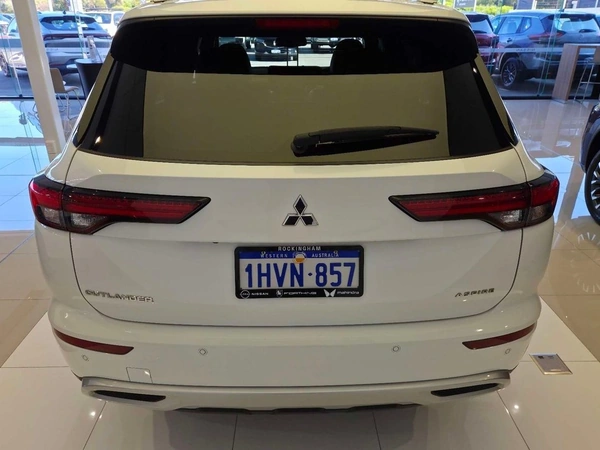 2023 Mitsubishi Outlander Aspire AWD Automatic