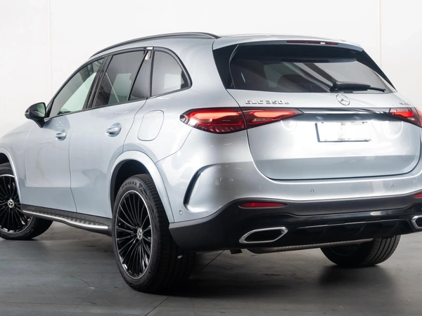 2026 Mercedes-Benz GLC-Class 350e Wagon AWD Panoramic Sunroof Heated Seats