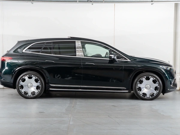 2024 Mercedes-Benz EQS Electric 4WD Panoramic Sunroof