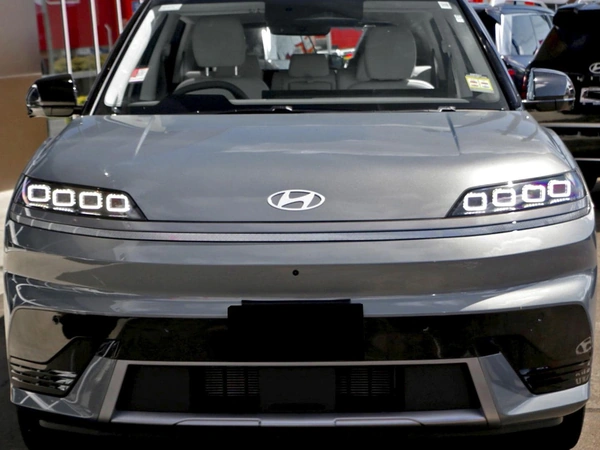 2026 Hyundai ELEXIO Elite Electric FWD with Reduction Gear