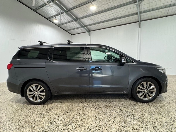 2017 Kia Carnival Platinum Diesel Automatic Front Wheel Drive