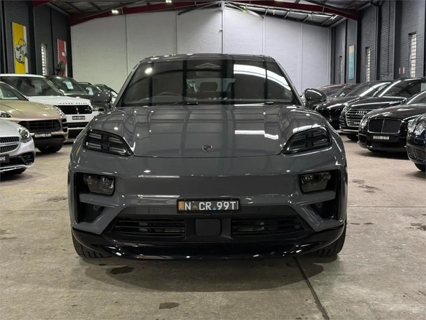 2025 Porsche Macan XAB Turbo 4WD Automatic Electric