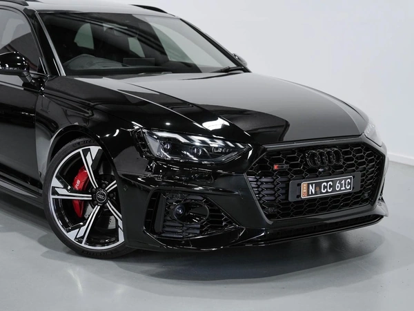 2020 Audi RS4 Panoramic Sunroof Heated Seats